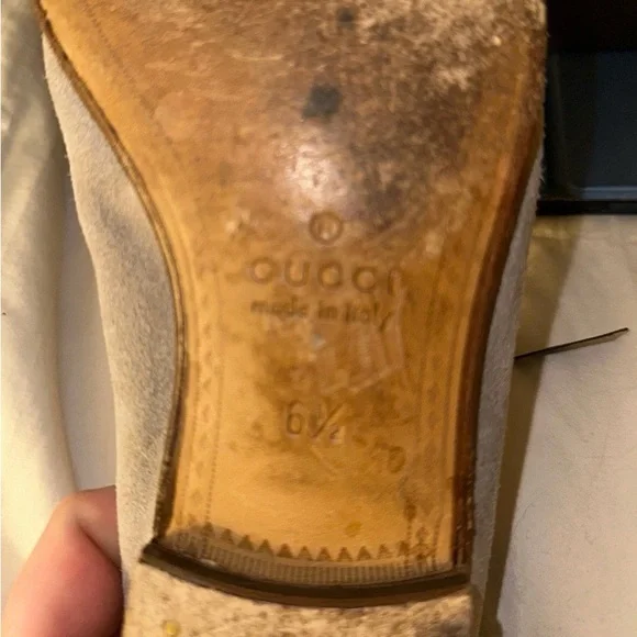 Gucci Men's Light Gray Suede Loafers - Picture 4 of 4